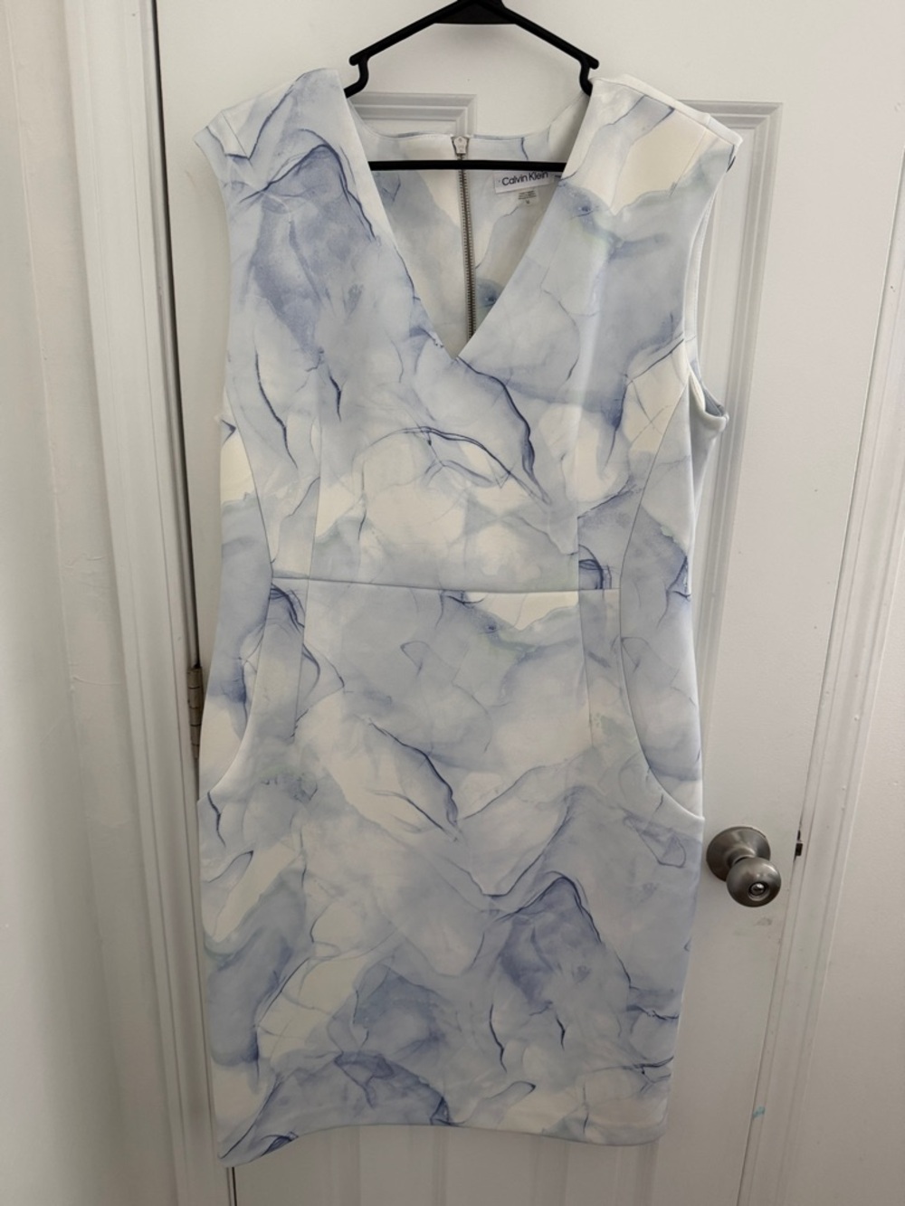 Calvin Klein White and Light Blue Marble V-Neck Midi Dress Size 16